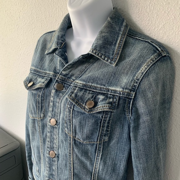 SALE ITEM OF THE DAY Express Jean Jacket - Picture 2 of 5